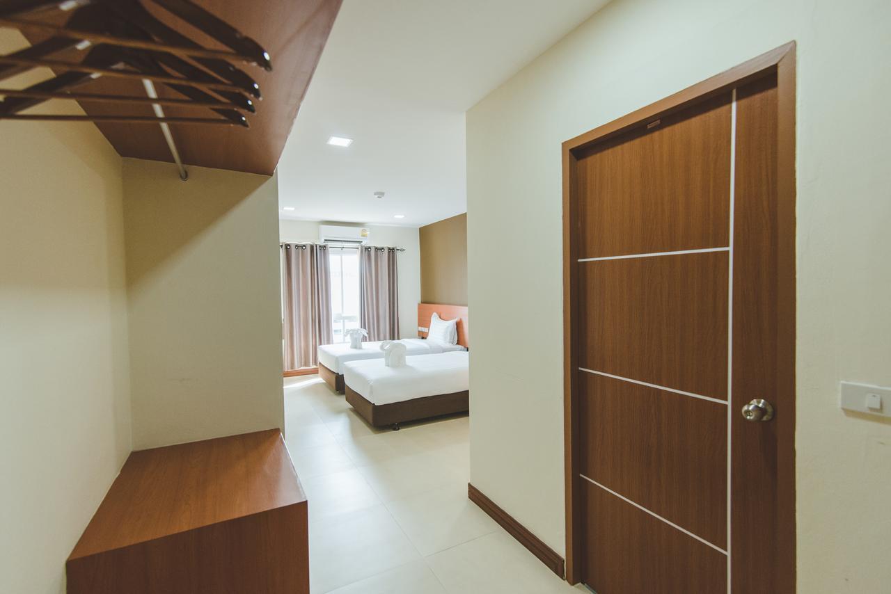 Devloft Hotel Korat Nakhon Ratchasima Bagian luar foto